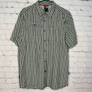 The North Face Men's Short Sleeve Casual Button Up Plaid Green Shirt - Size L‎